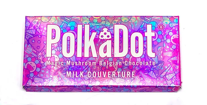 Polka-dot-mushroom-chocolate-bar-milk-couverture Tablette de chocolat belge aux champignons magiques Polkadot - Image 1